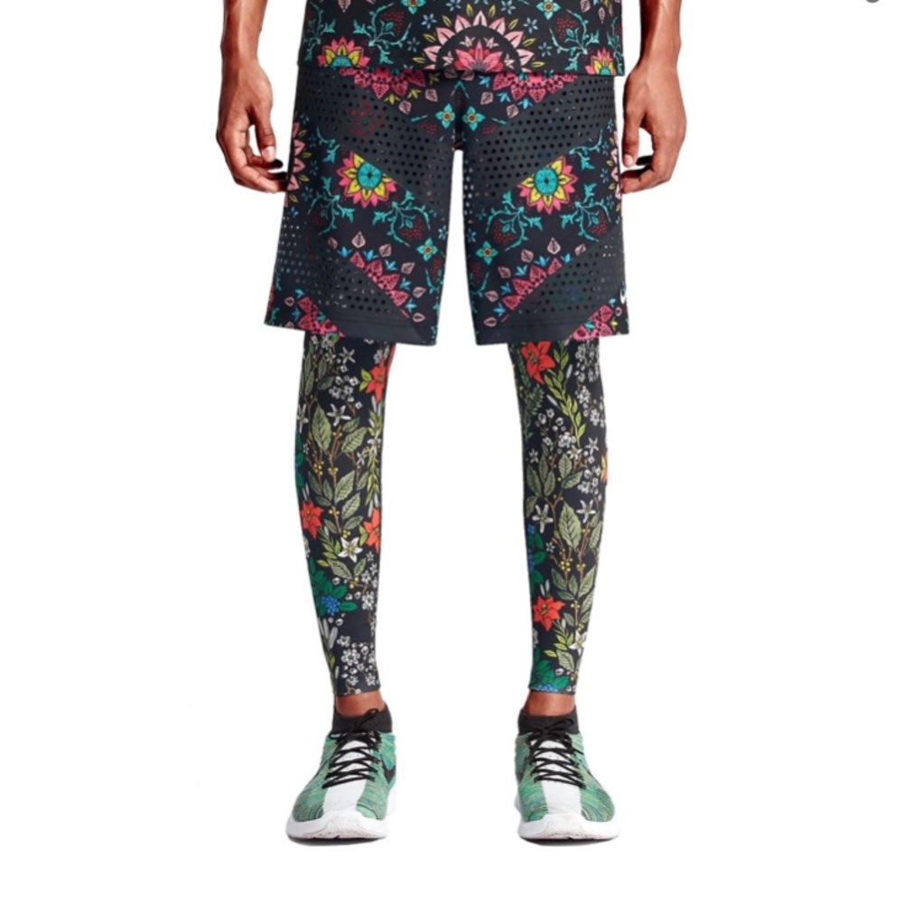 Nike men’s 2 in 1 Shorts/Leggings,Size: L